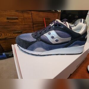 Saucony mens size 11